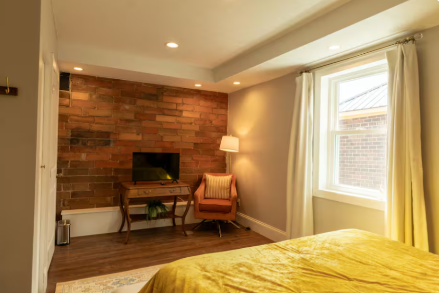 Courthouse alley bedroom 3