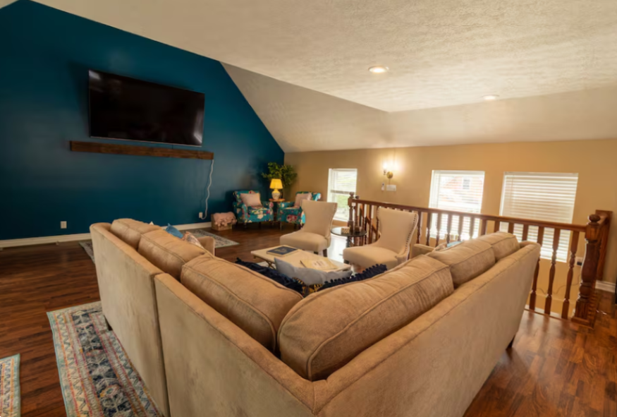 Courthouse alley living room