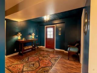 Courthouse alley entryway
