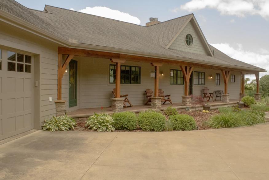 Whitetail ridge exterior
