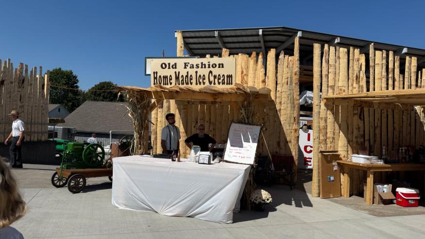 Log Cabin Days Homemade Ice Cream