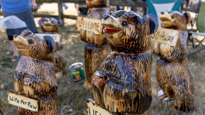 Log Cabin Days Chainsaw Sculptures
