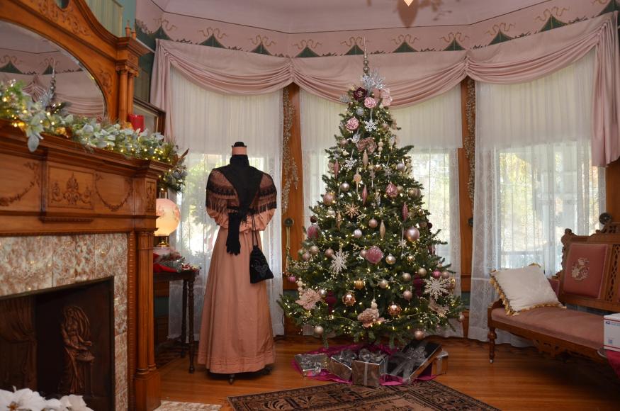 Victorian House tree