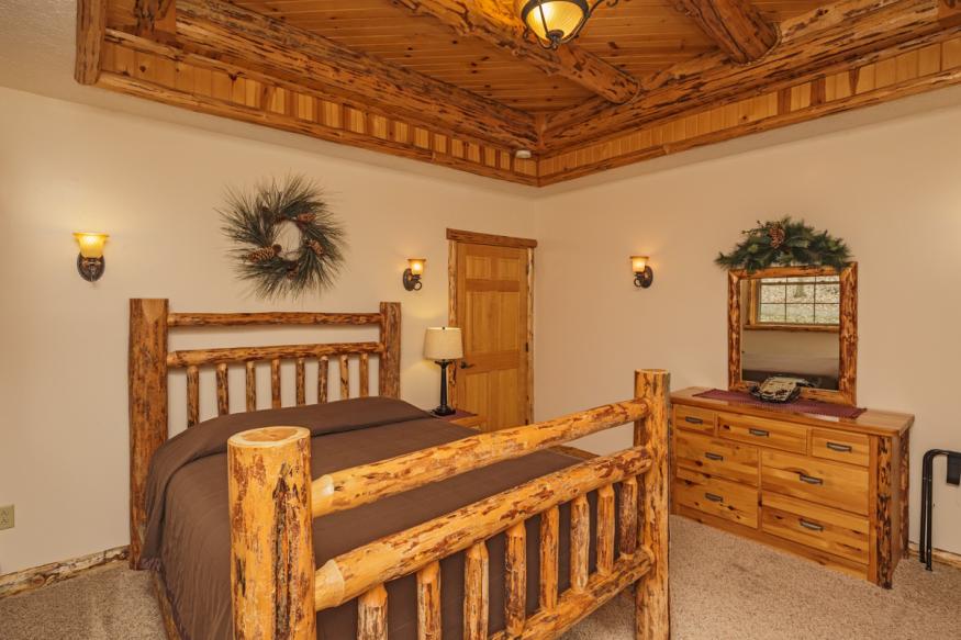Cabin Suite Bedroom