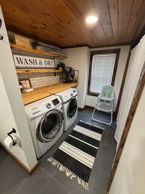 Vivian's Serenity Guest House_LaundryRoom