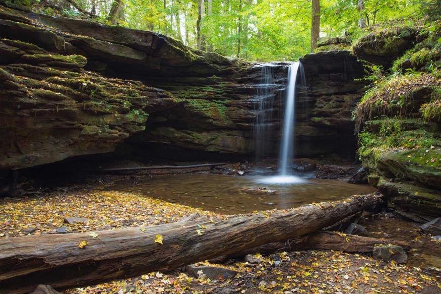 Waterfall in Dundee, Ohio