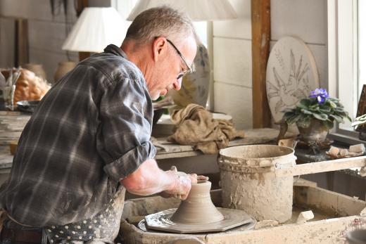 Holmes County Pottery