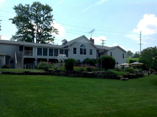Breakfast Area Picture Of The Barn Inn Bed And Breakfast Millersburg Tripadvisor